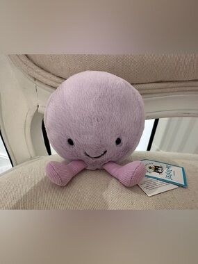 NWT Jellycat Amuseables May Macaron Authentic